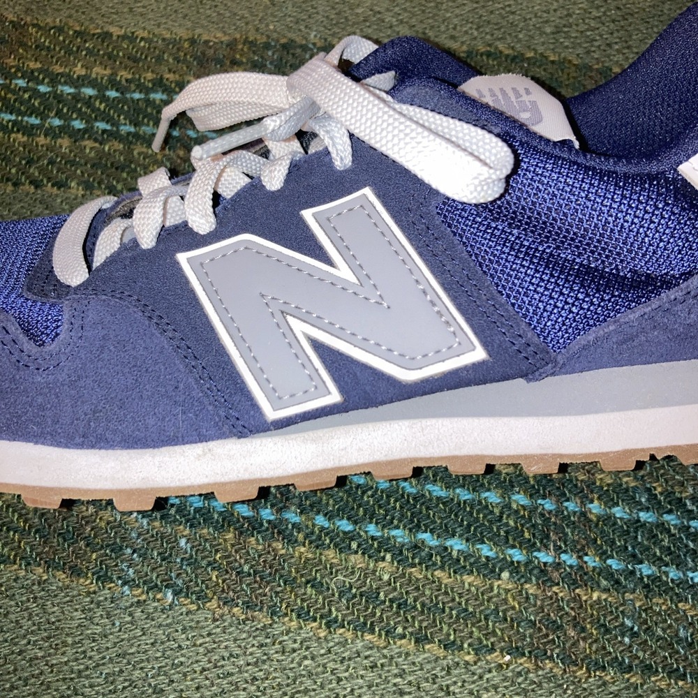 Size 9 NB New Balance 500 Running Shoe Navy Gum Blue Excellent Condition - Picture 6 of 6